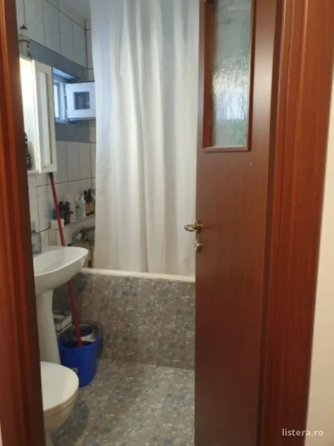 Apartament 3 camere decomandat, 70 mp, zona Drumul Taberei, 145.000euro